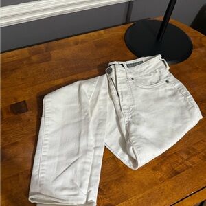 White Skinny Jeans